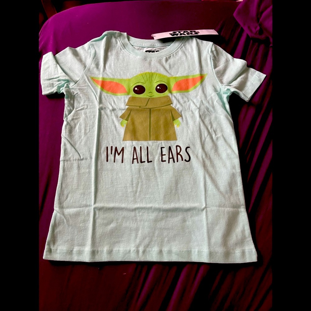 Baby Yoda Tshirt S (6-7)